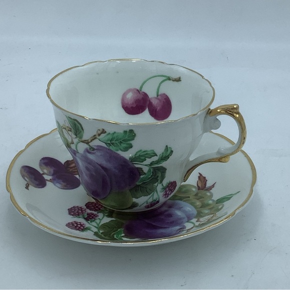 Regency English Bone China Fruits Teacup and Saucer - Picture 3 of 13